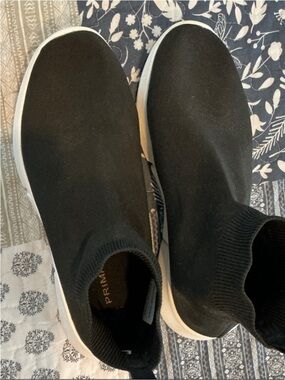 Primark Black Knit Slip-On Sneakers with White Sole